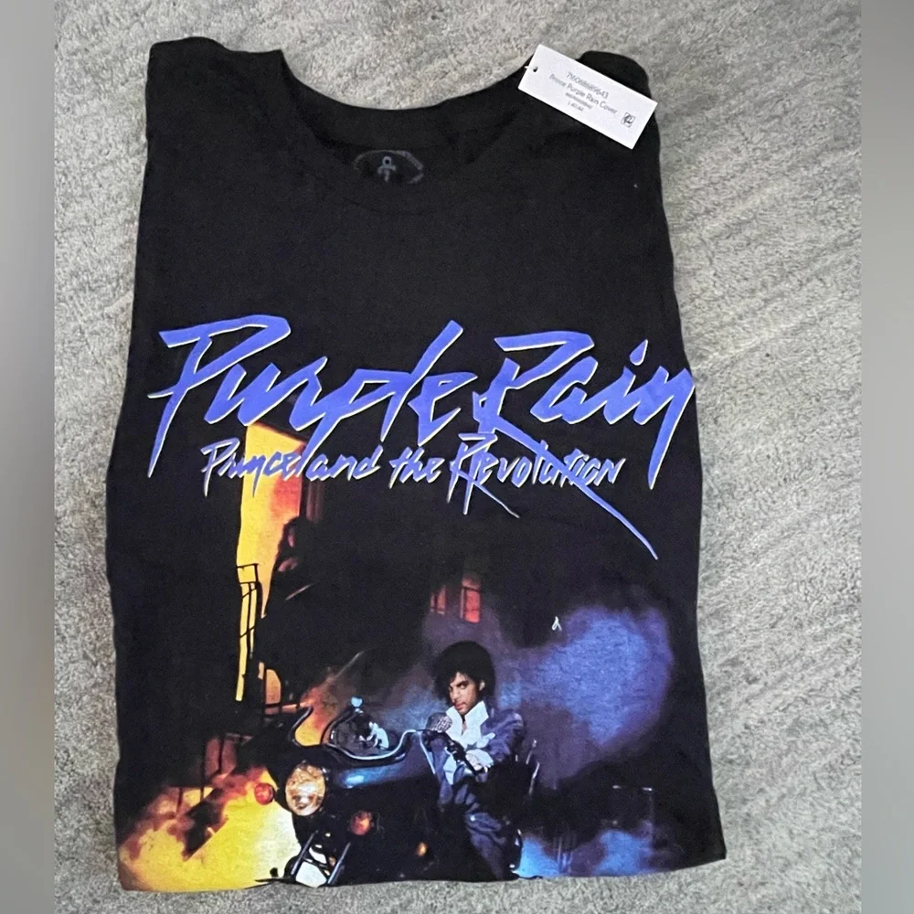 Prince Purple Rain Unisex Large Black T-shirt - New With Tags (NWT) - Picture 3 of 3